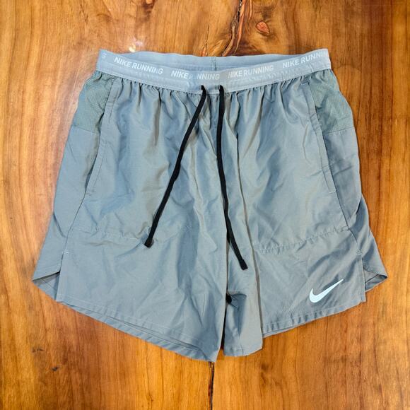 Nike Flex Stride Men's Shorts Medium Running lined Run Lightweight E14 - Picture 1 of 5